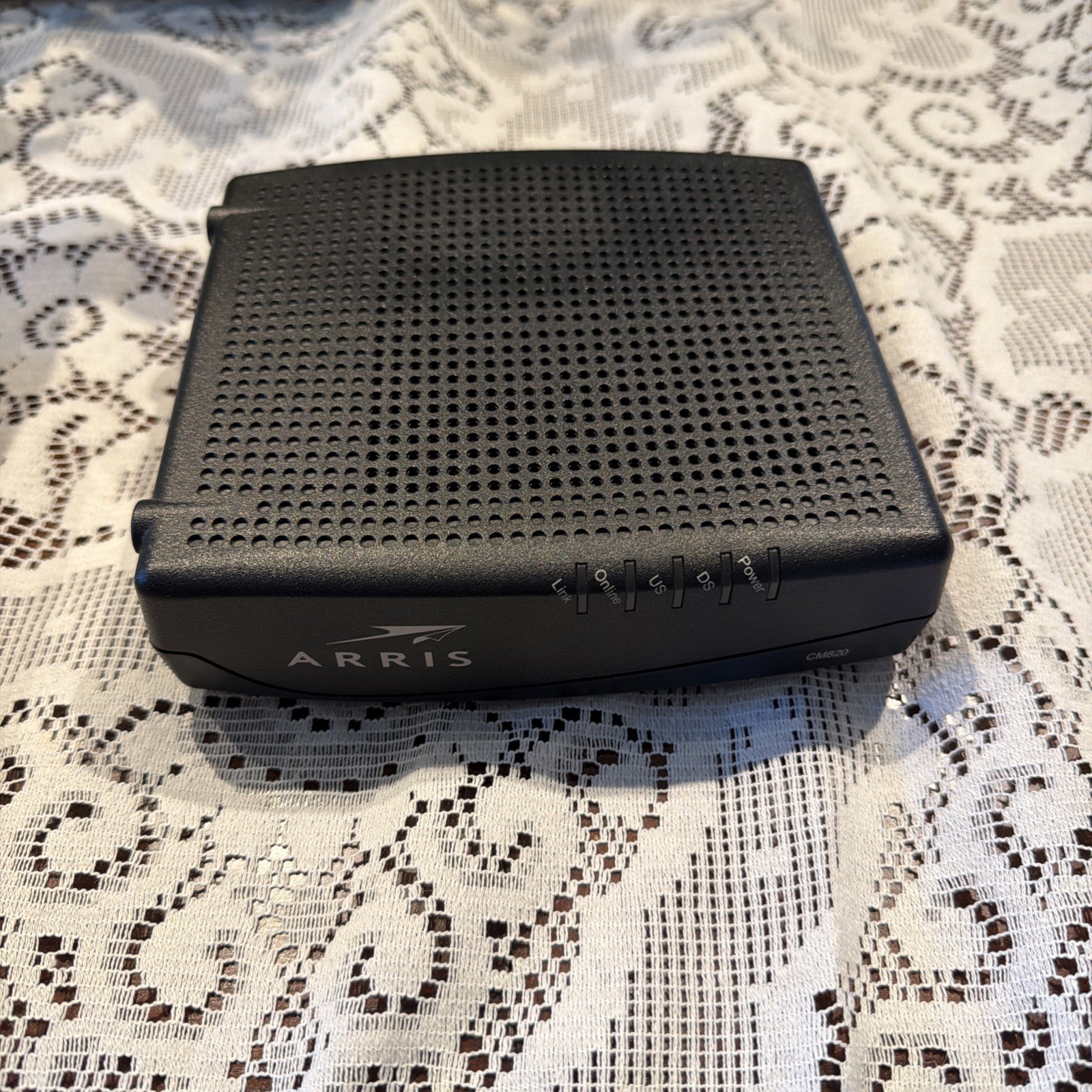 ARRIS Touchstone CM8200A DOCSIS 3.1 Cable Modem w/ Power Adapter Tested