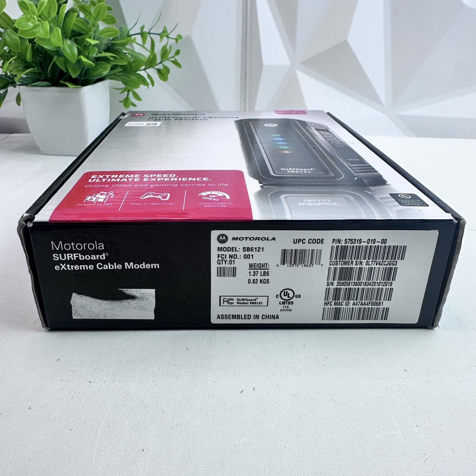 Motorola SURFboard SB6121 DOCSIS 3.0 Cable Modem – High-Speed Internet
