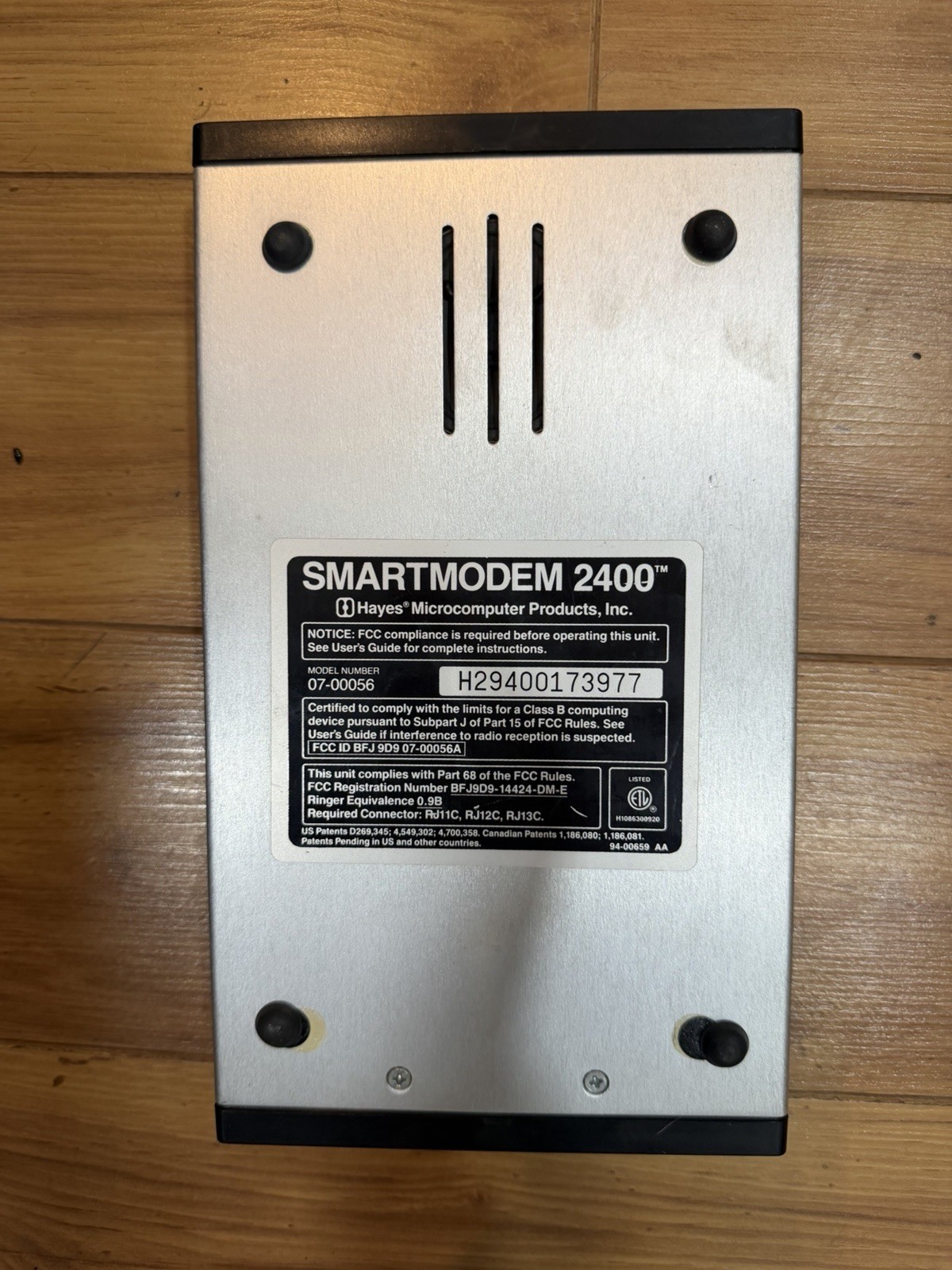 Hayes Smartmodem 2400 — Model 231AA — Classic –No POWER