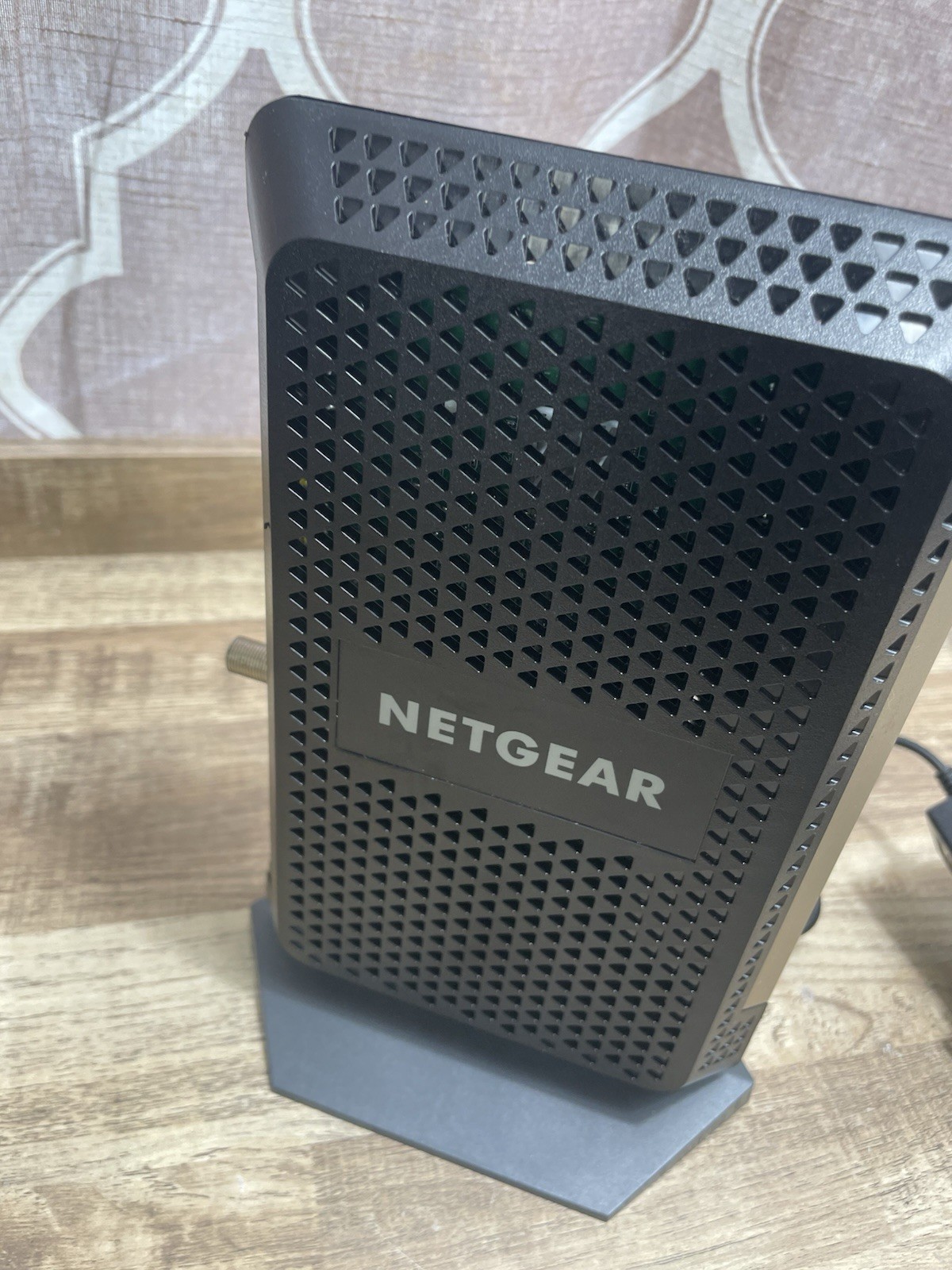 NETGEAR CM1000v2 Nighthawk DOCSIS 3.1 Cable Modem USED WORKING
