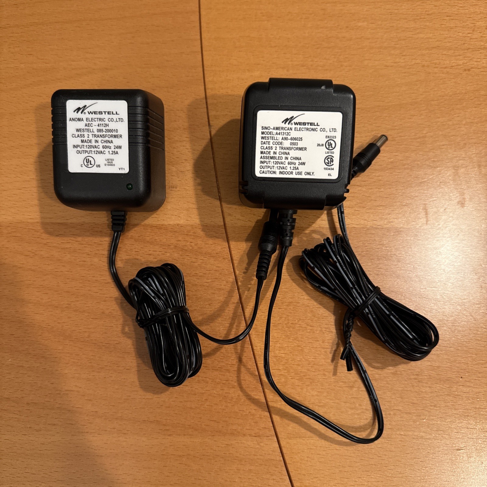Westell WireSpeed B90-210015-04 Ethernet USB DSL Modem – 2 pwr adapters