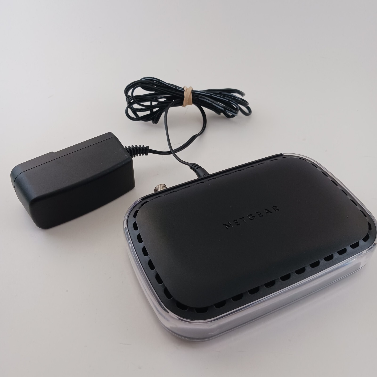 NETGEAR Cable Modem CM400 AC DC Adapter Model AD2025F10