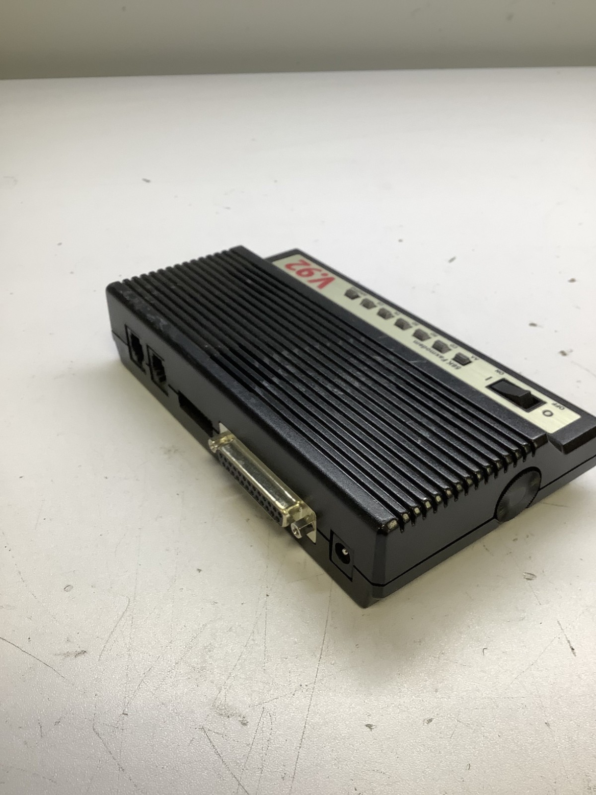 U.S.Robotics V.92 5686 56K External Modem, Black RD-ST0