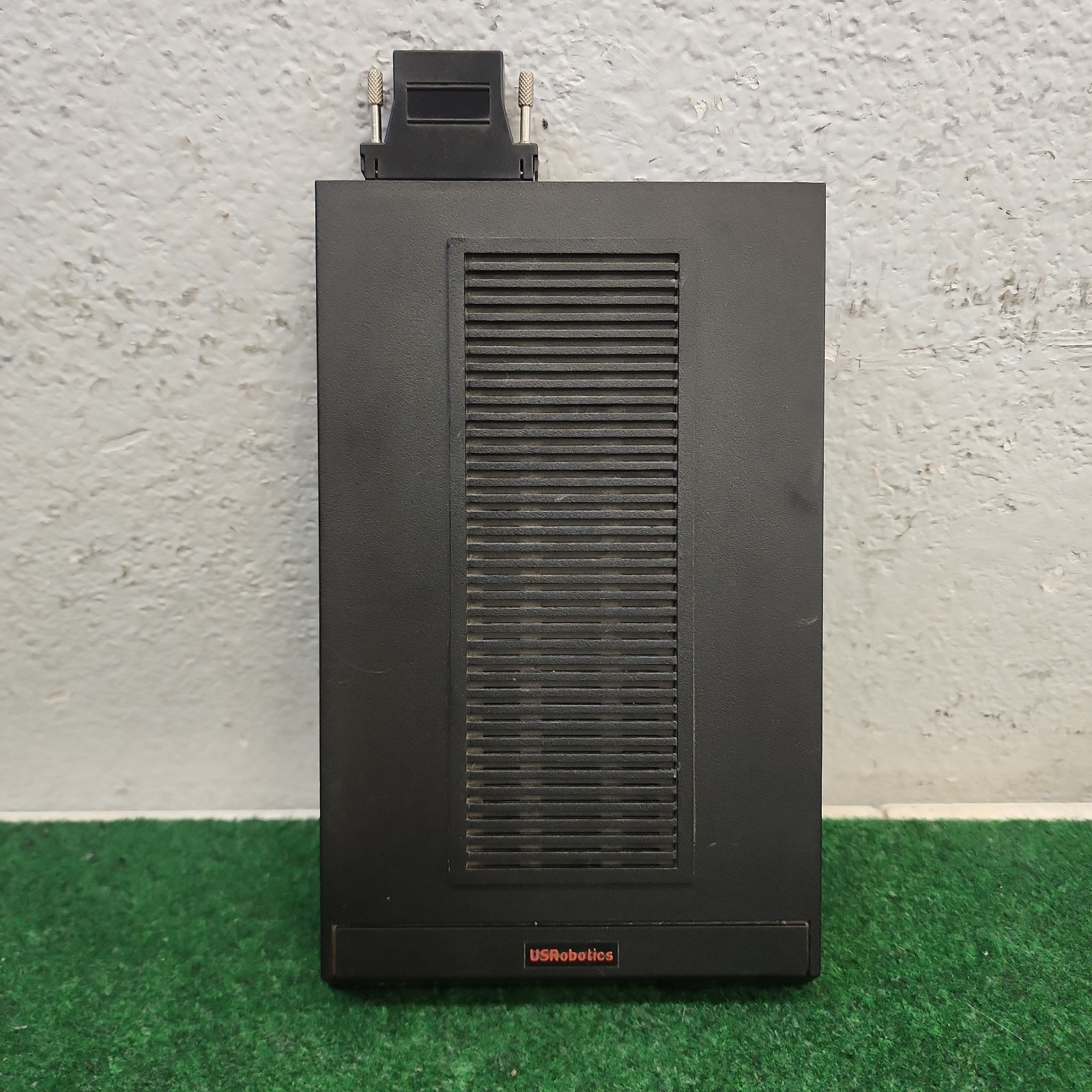 US Robotics 3453C Courier 56K Global Business Modem