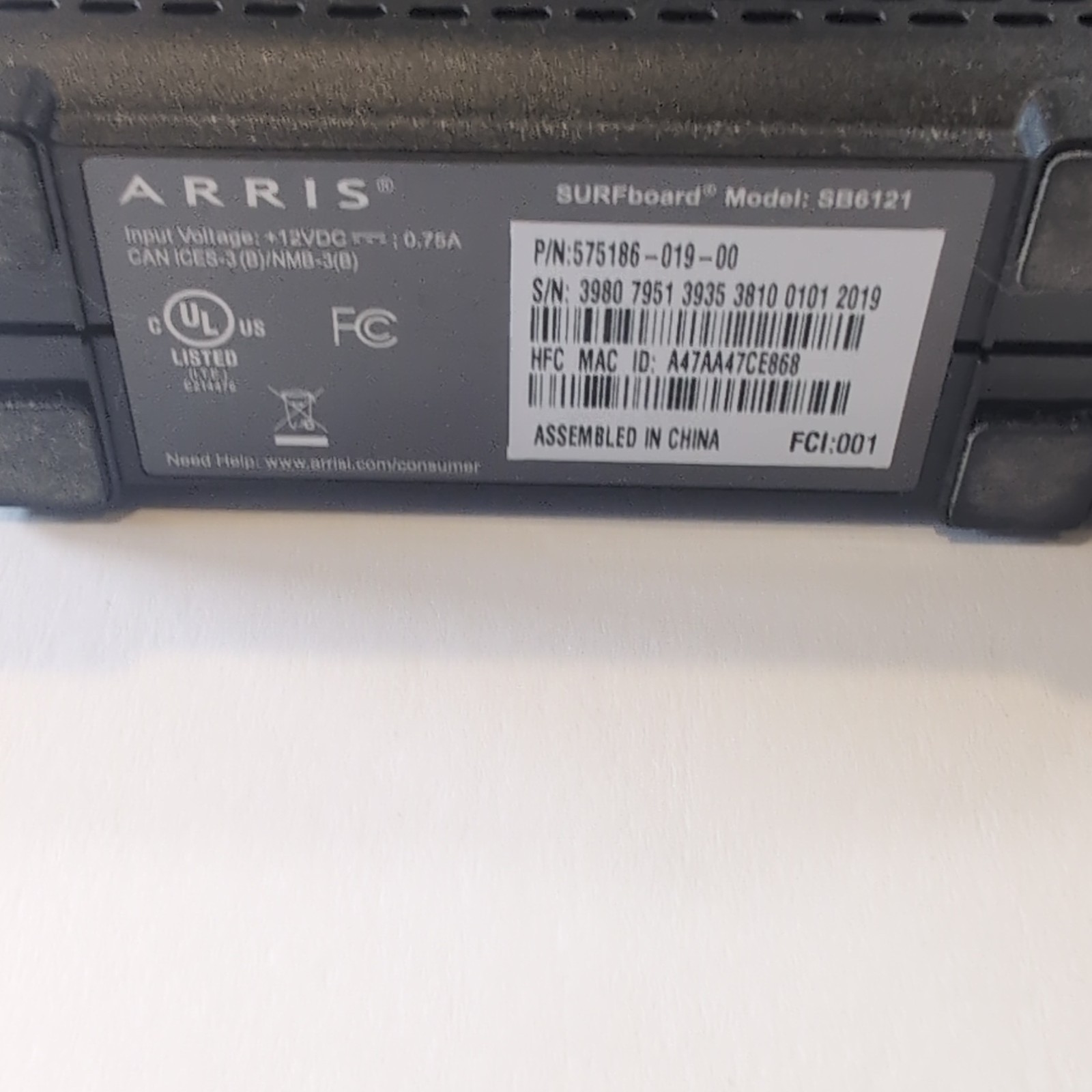 ARRIS SURFboard SB6121 Cable Modem 172 Mbps Black 575186-019-00 No Cord