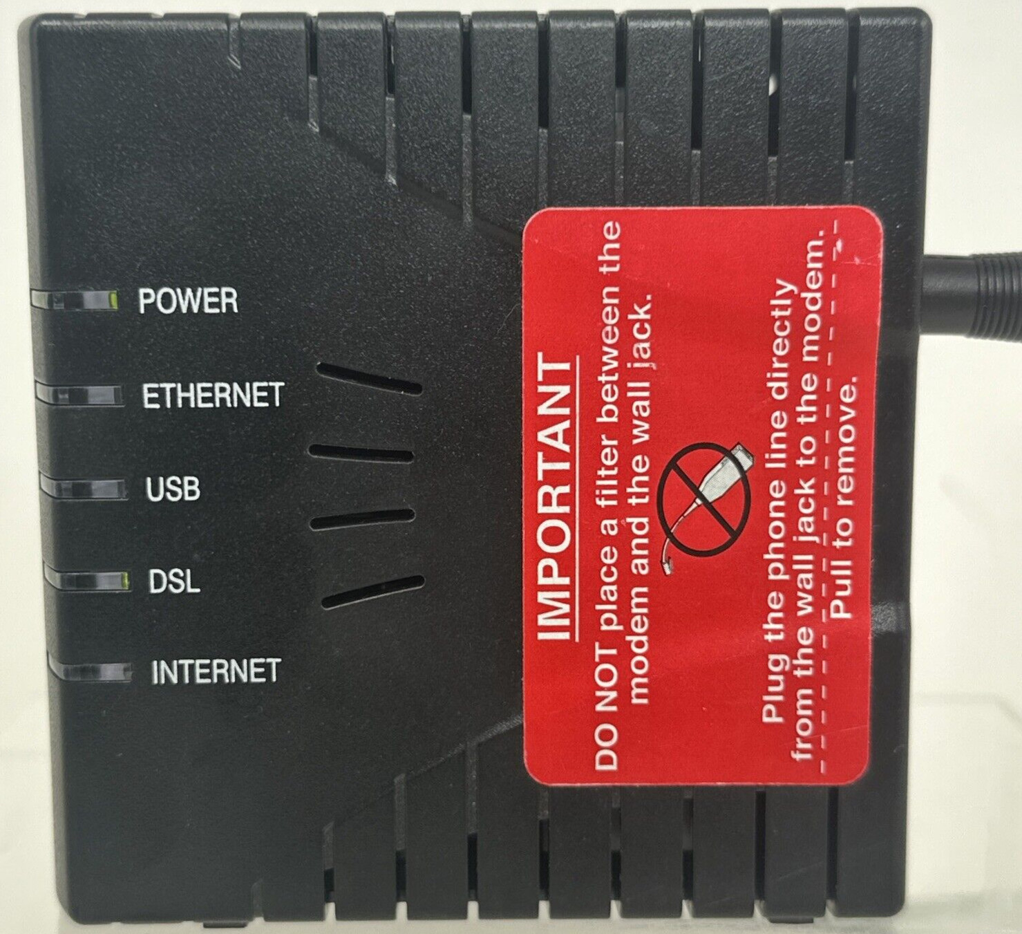 Westell 6100 DSL2 Internet Router Model E90-610015-06 w/ AC Adapter and Cat5