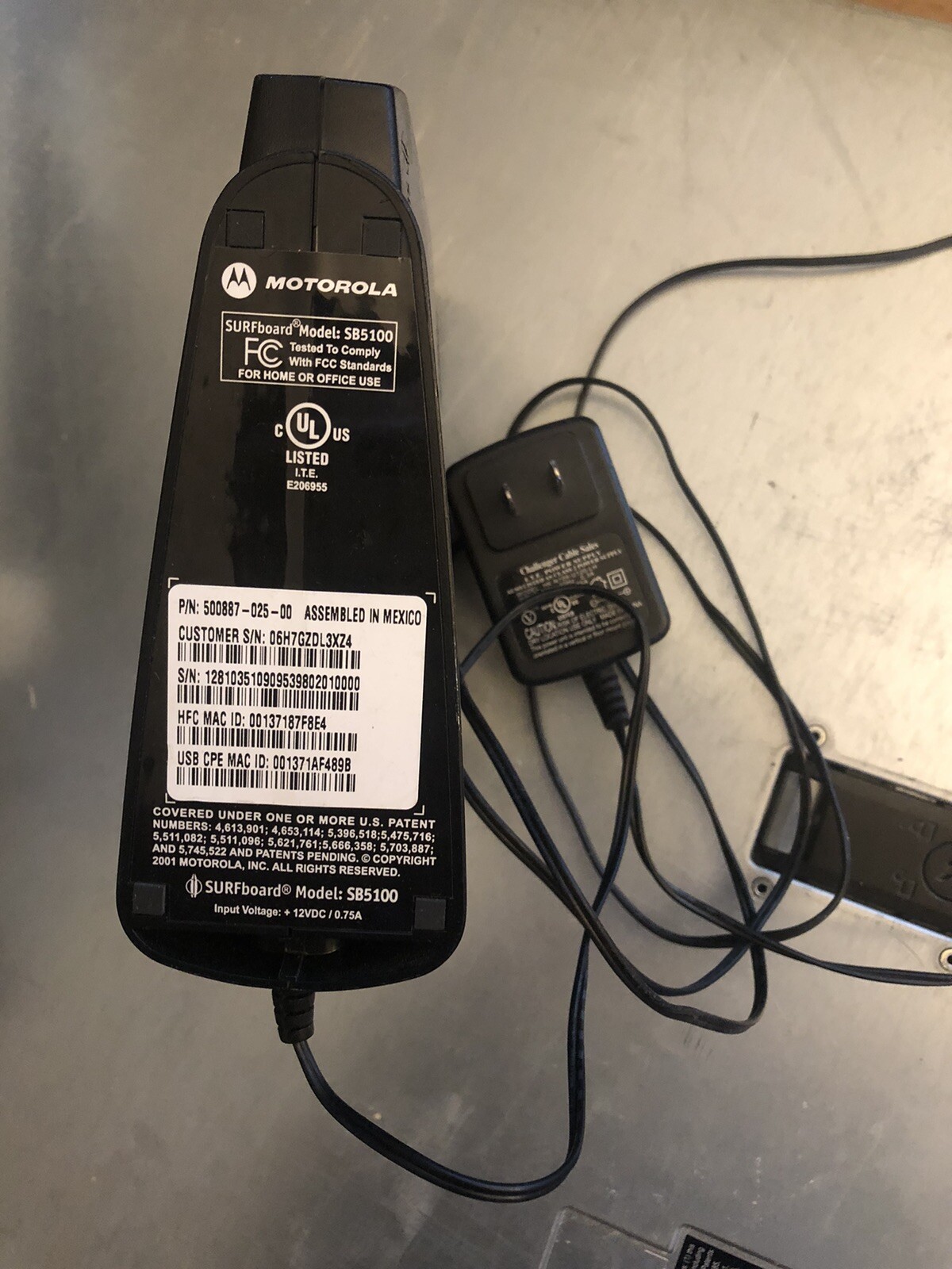 Motorola model SB5100 SurfBoard Cable Modem
