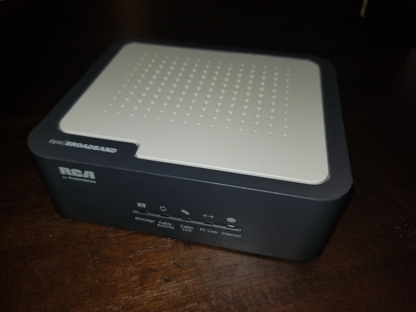 RCA DCM425 Broadband Cable Modem DOCSIS 2.0