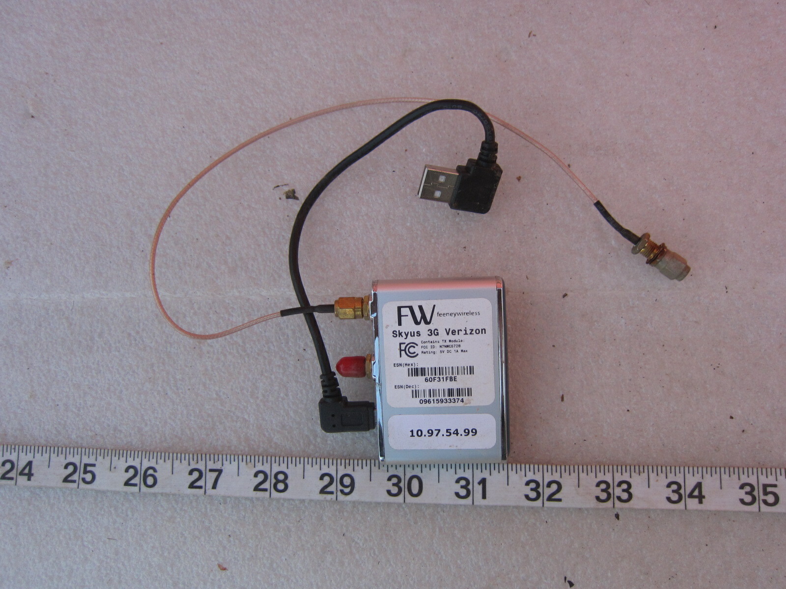 FW Feeney Wireless 60F31FBE Skyus 3G Verizon Modem, Used