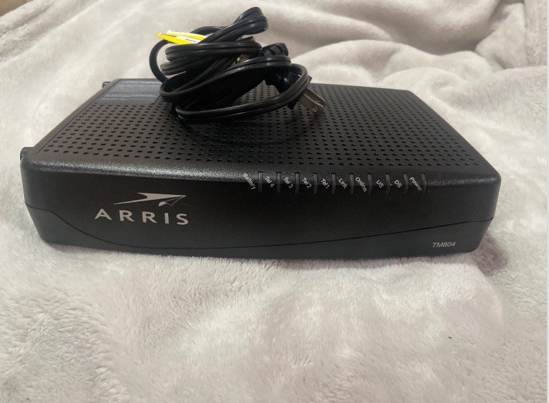 ARRIS Touchstone TM822G DOCSIS 3.0 8×4 Telephony Modem – Black