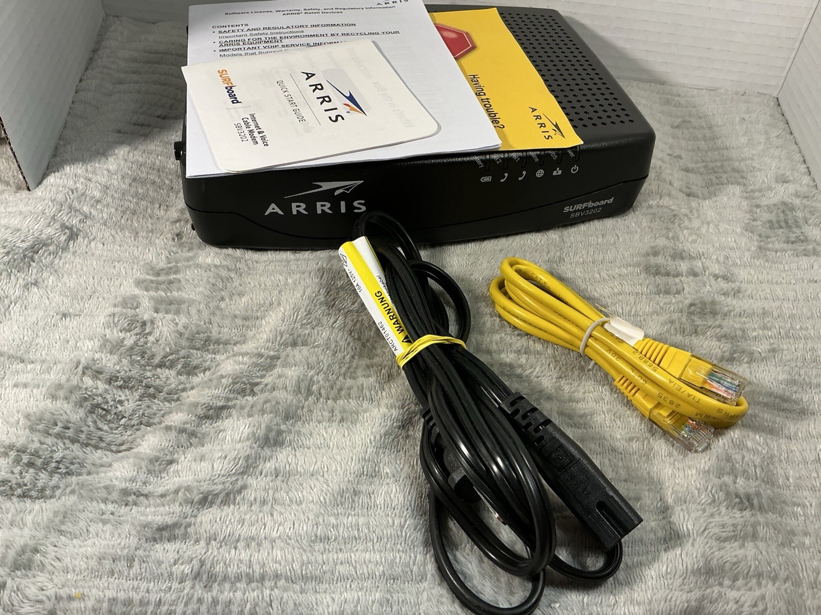 ARRIS SURFboard SBV3202 DOCSIS 3.0 Cable Modem Xfinity Voice Tested Works