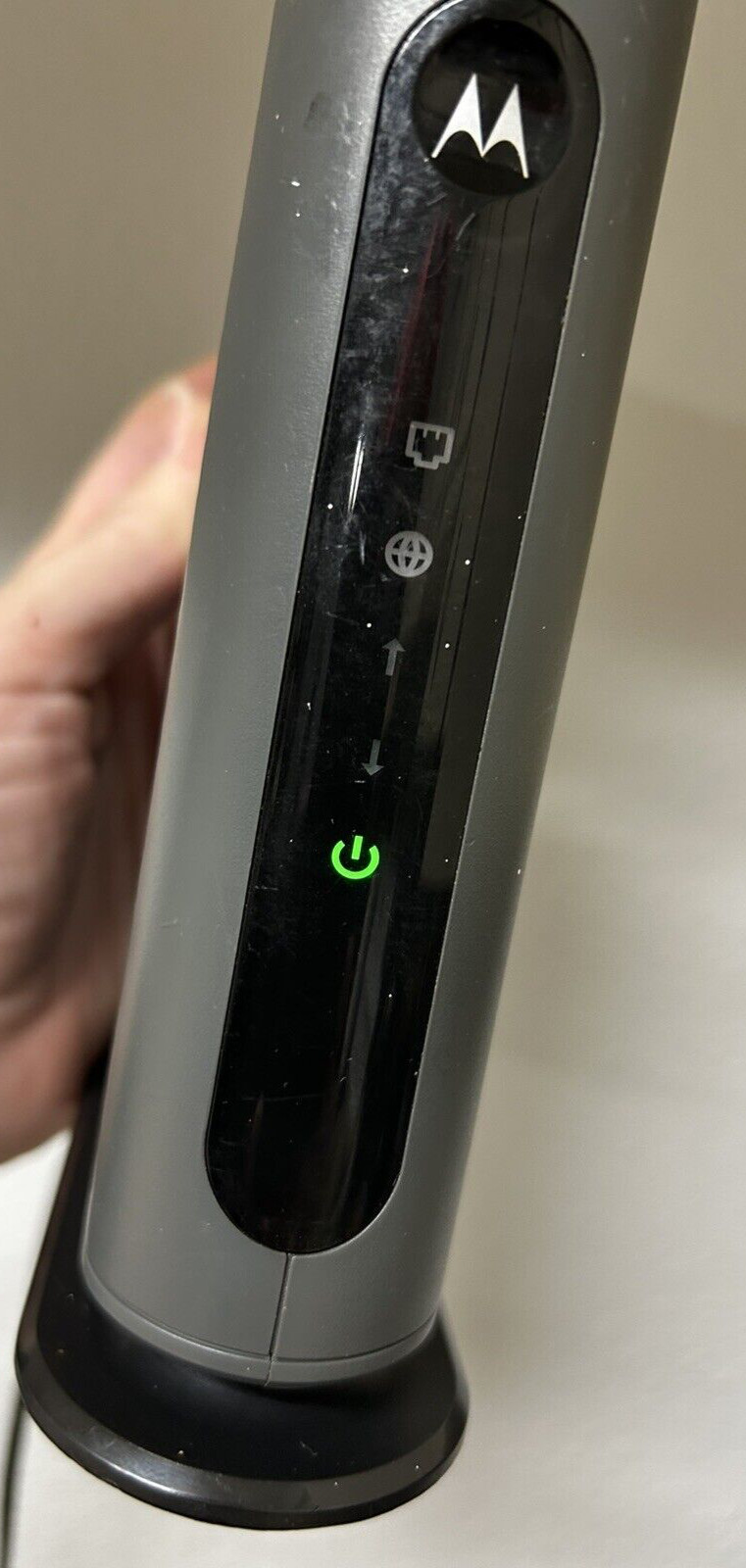 Motorola MB7420 16×4 DOCSIS 3.0 ​​Cable Modem Black with Power Cable Used