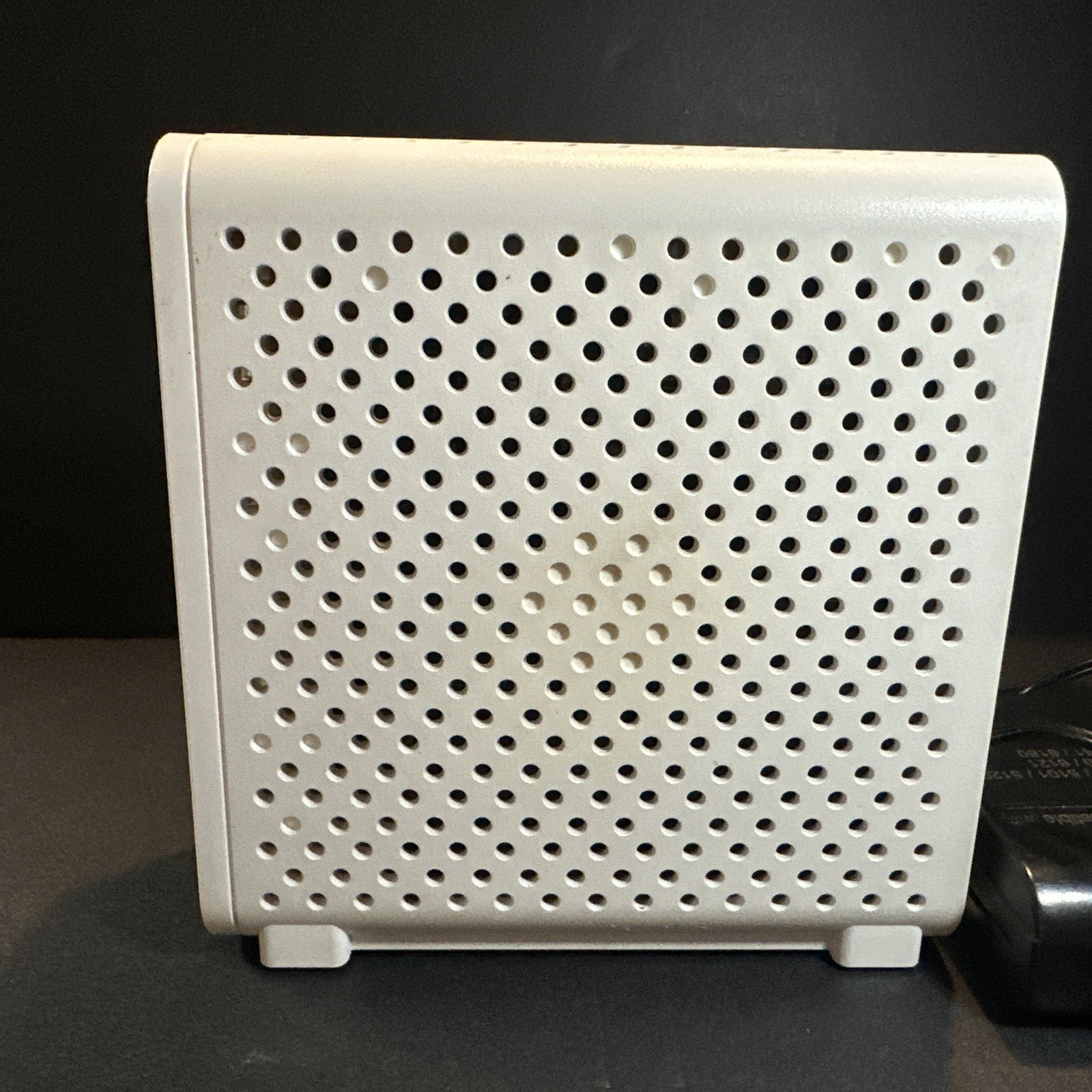 ARRIS SURFboard SB6183 DOCSIS 3.0 Cable Modem