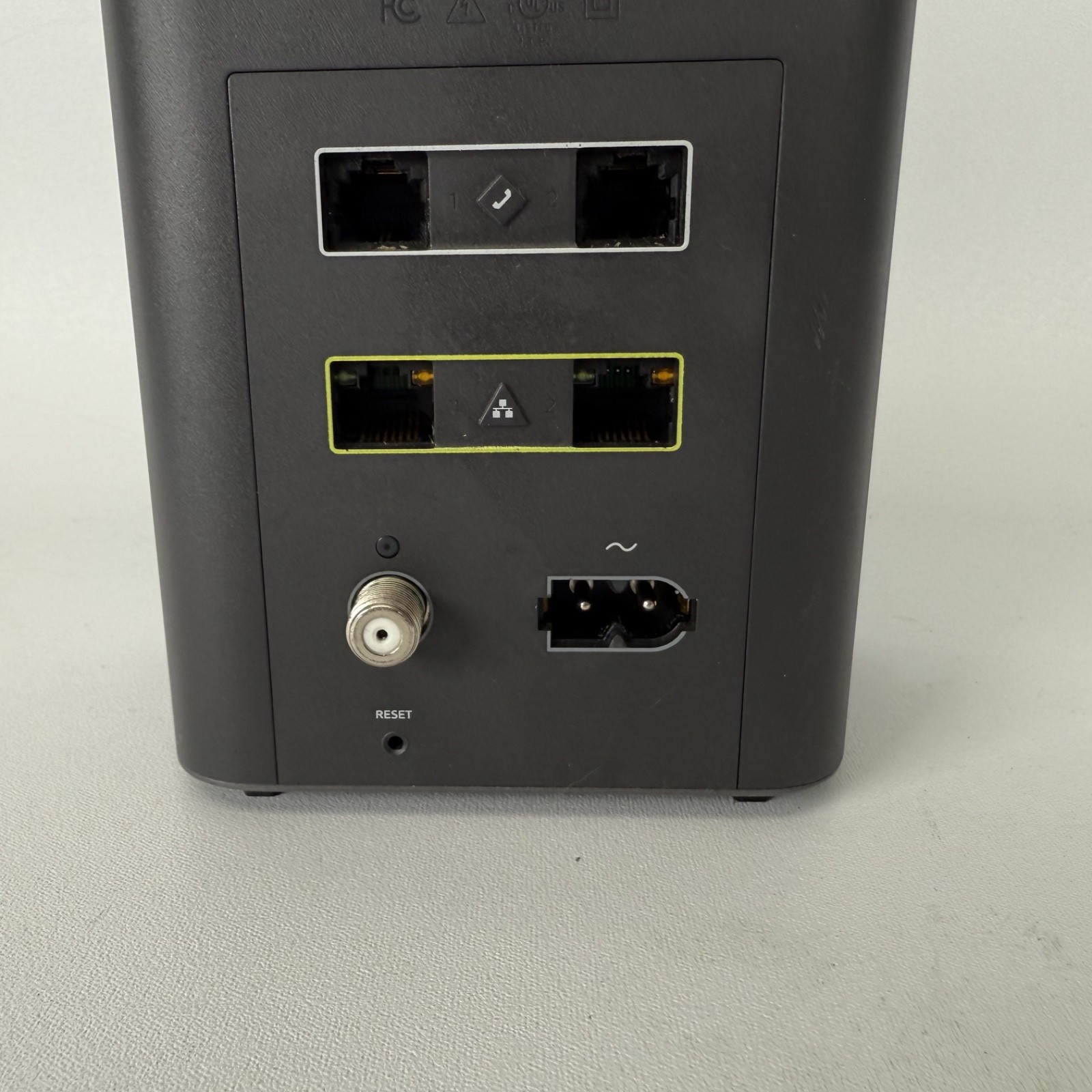 Comcast Xfinity XB6-T GIGABIT Modem WiFi Router With OEM Power Cord – TESTED