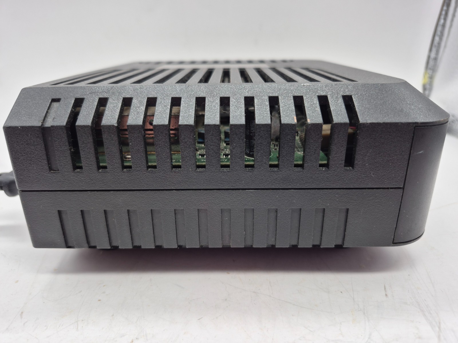 Cisco cable modem DPQ3212-pre owned