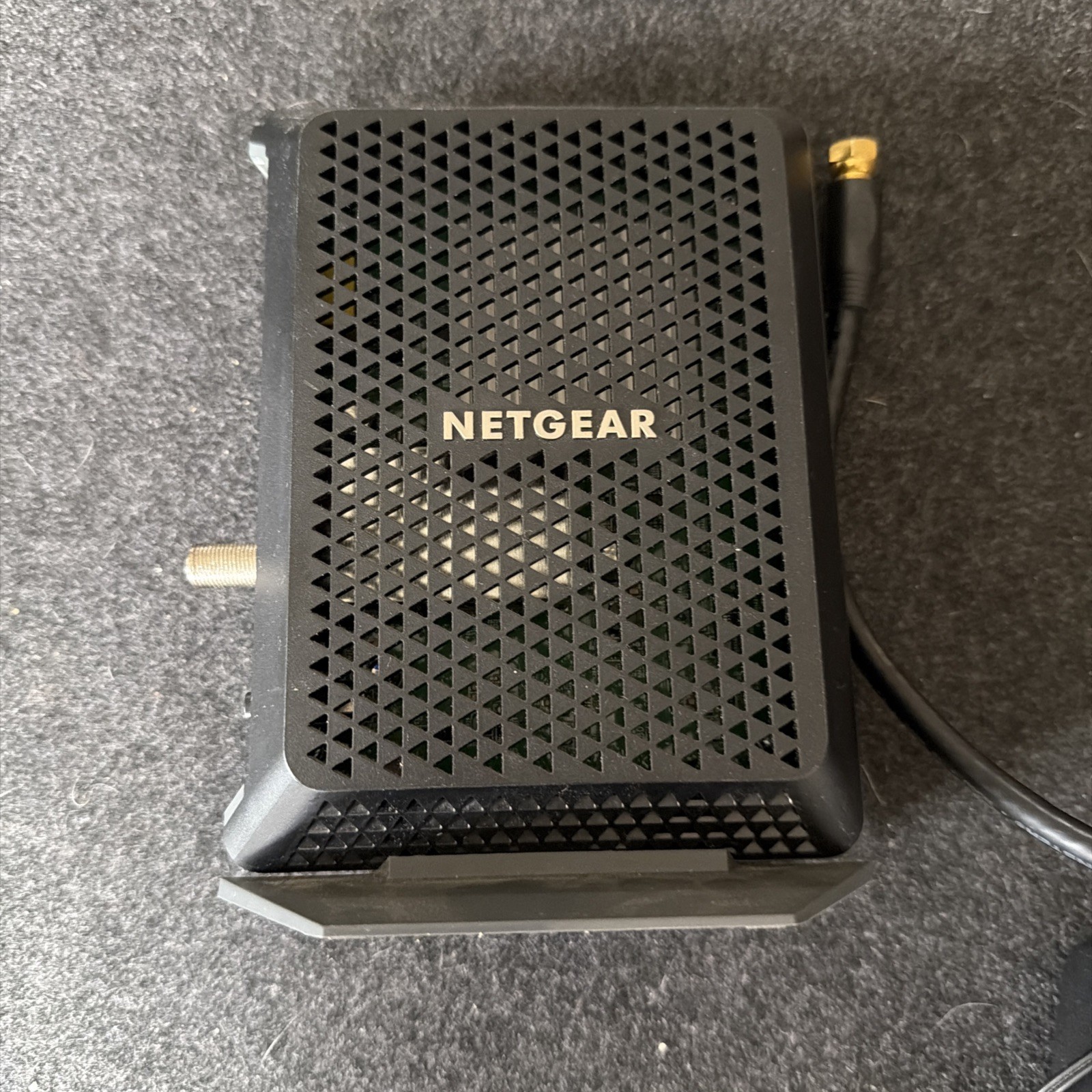 NETGEAR CM700 High Speed Cable Modem, DOCSIS 3.0 Power Cord & cable included