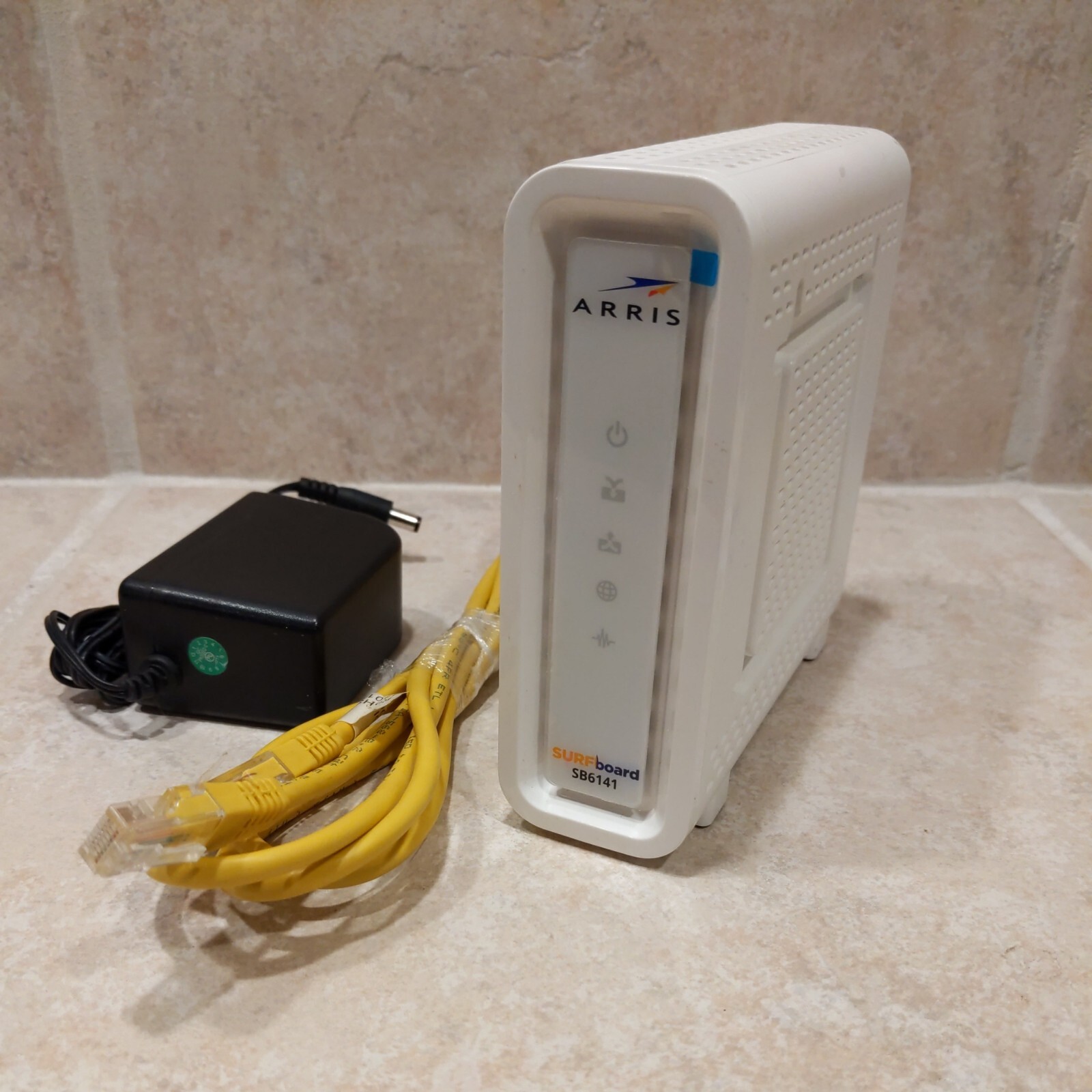 ARRIS SURFboard SB6141 8×4 DOCSIS 3.0 Cable Modem White