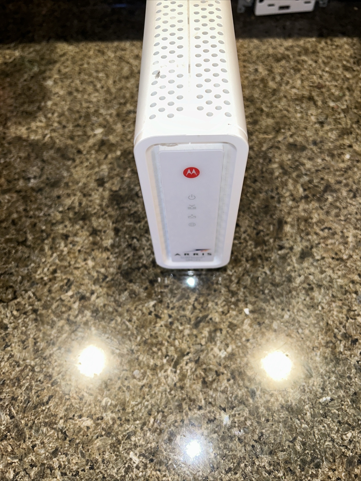 ARRIS SURFboard SB6183 DOCSIS 3.0 Cable Modem Certified Internet Box Only
