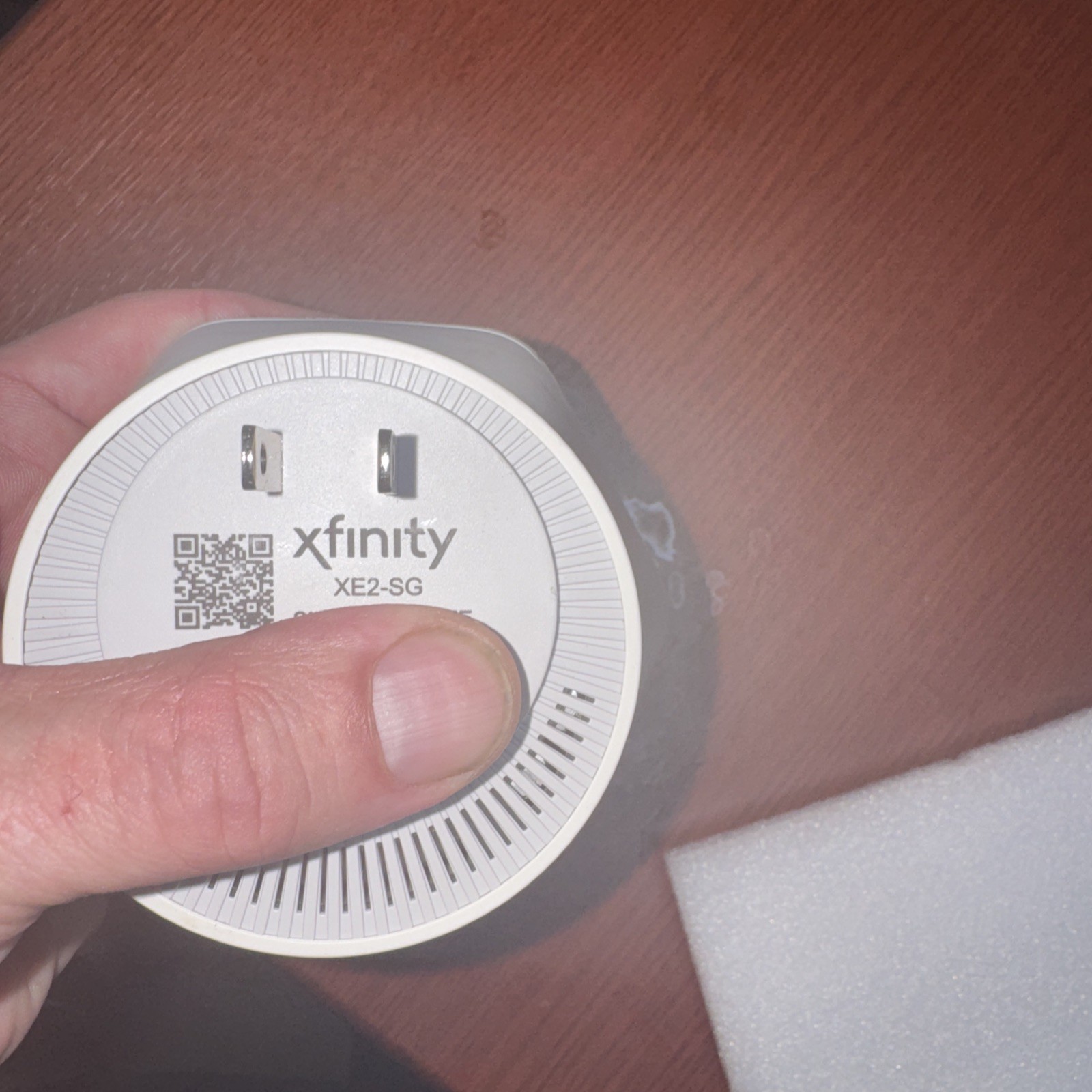 Xfinity X-Fi Pod 2nd Gen WiFi Extender (Model XE2-SG)