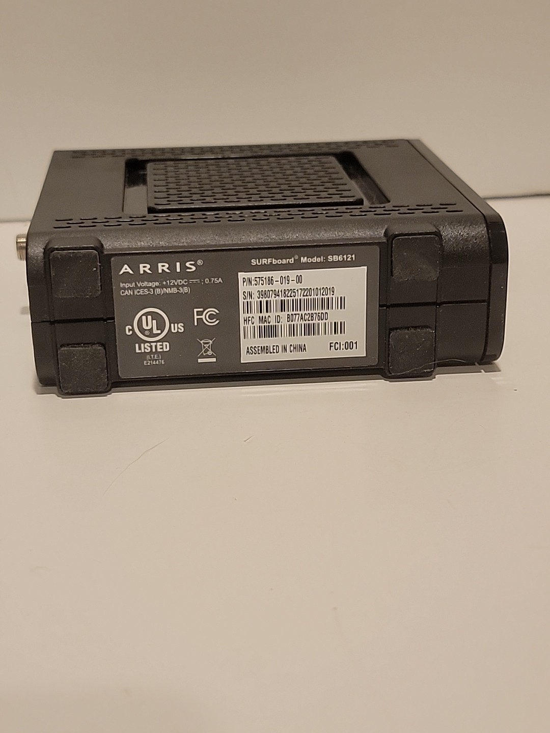 Arris Surfboard SB6121 Cable Modem High Speed Internet DOCSIS 3.0 Black