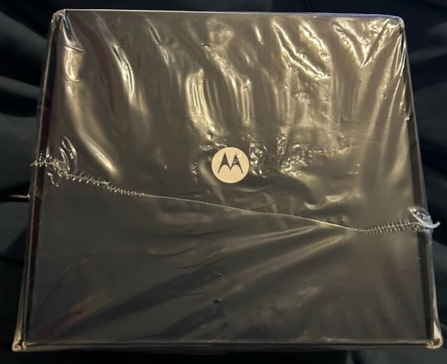 Motorola B12 32 x 8 DOCSIS 3.1 Cable Modem B12-30-10