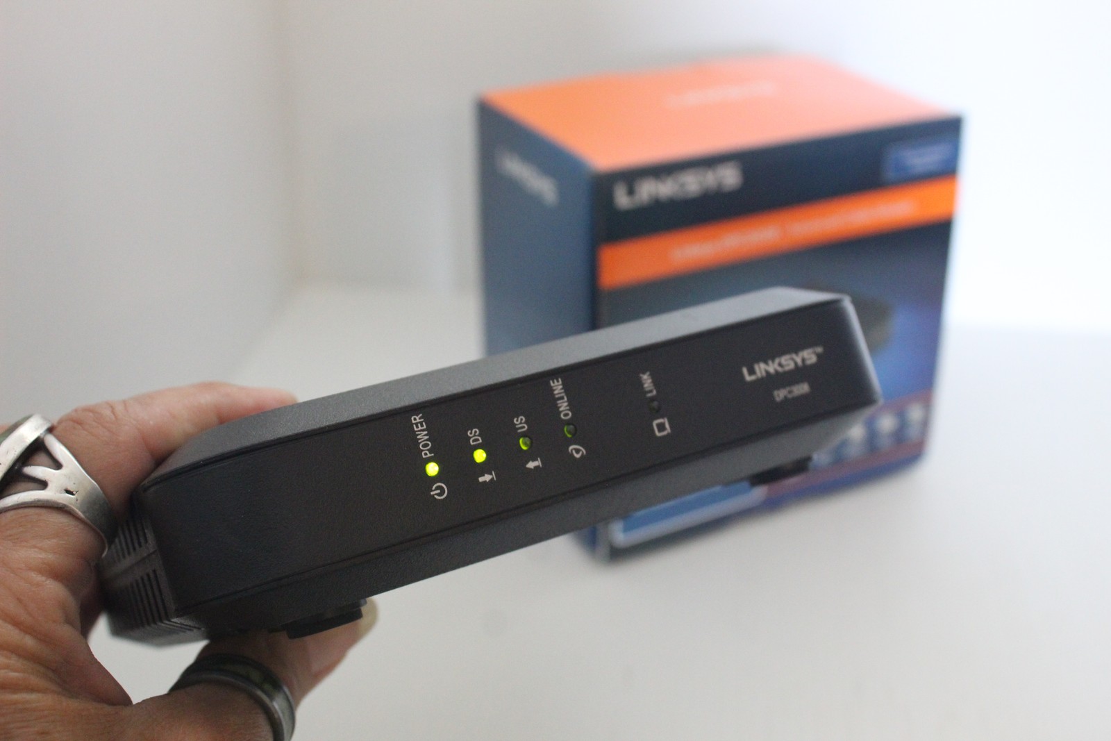 Linksys DPC3008 DOCSIS 3.0 Advanced Cable Modem – Comcast Certified Gigabit