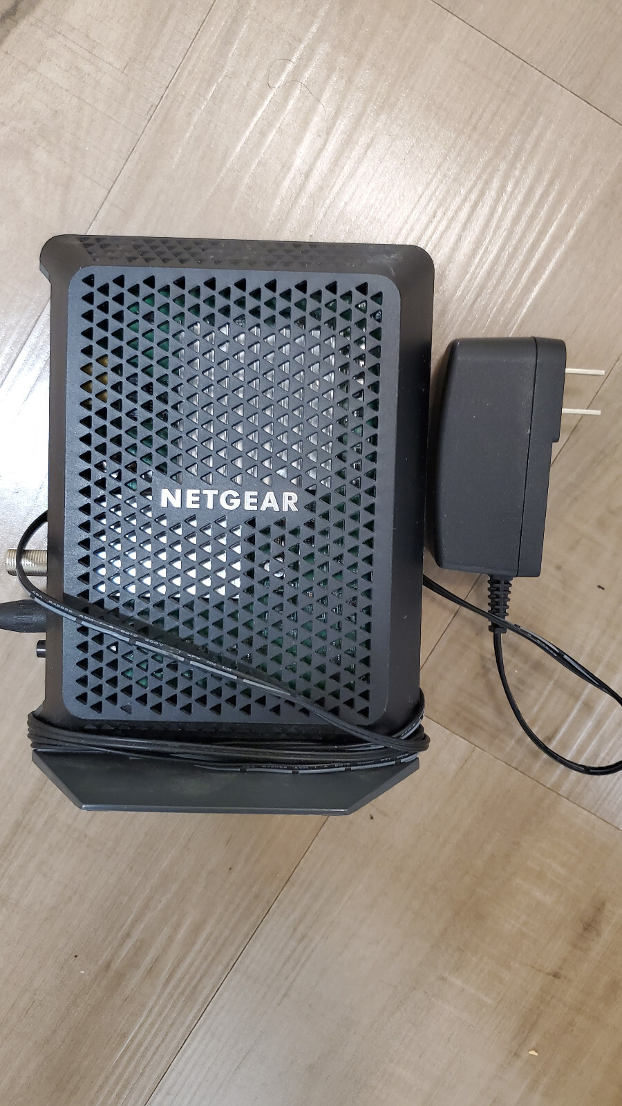 NETGEAR CM700-100NAS Cable Modem