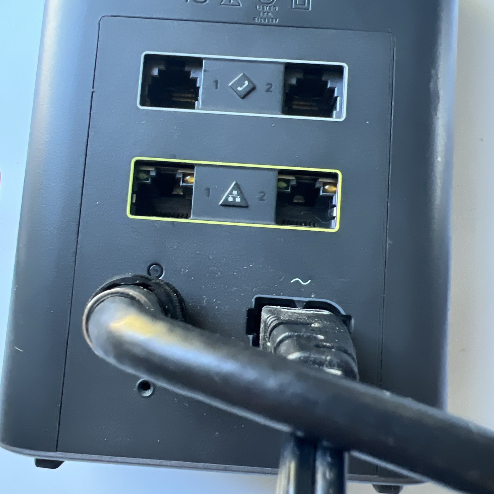 Xfinity XB6-A Gateway WiFi Router Unit w/ Power Cord & Coax Cable