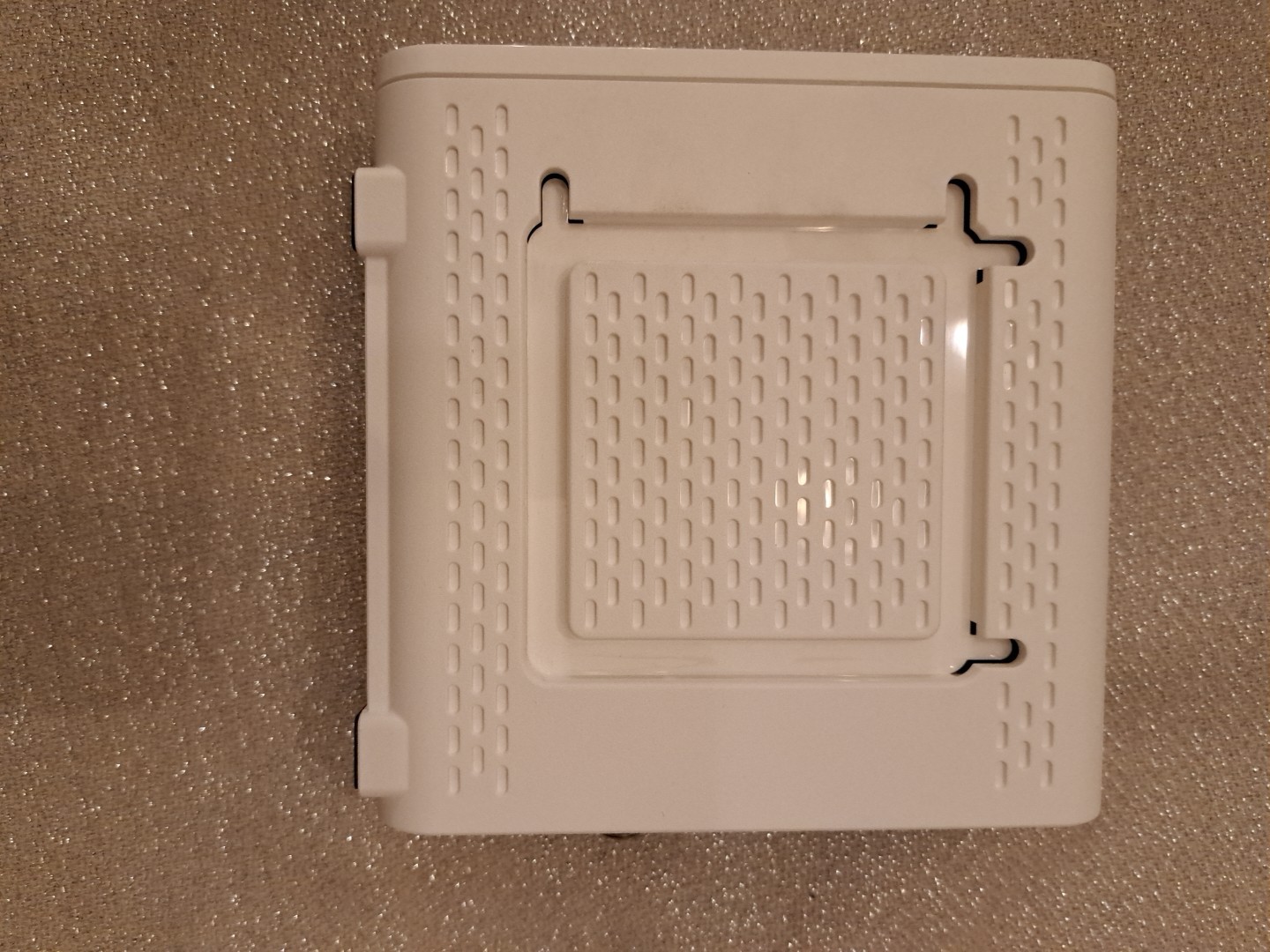 ARRIS Surfboard SB6190-RB DOCSIS 3.0 Cable Modem, White (Renewed)