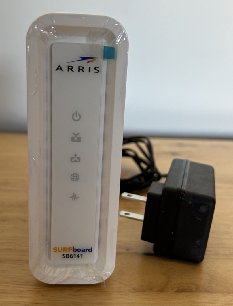 ARRIS SURFboard SB6141 Surf Board Modem