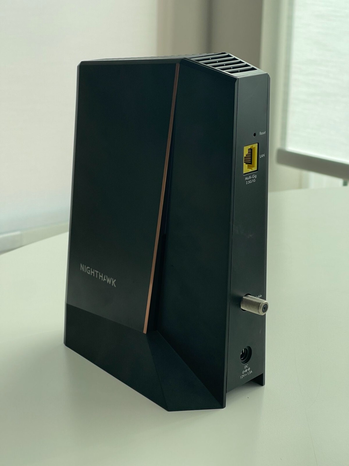 NETGEAR Nighthawk CM2000 32×8 2.5Gbps Multi-Gig DOCSIS 3.1 Cable Modem