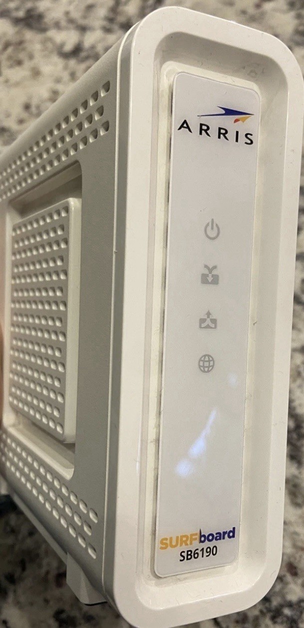 ARRIS Surfboard SB6190-RB DOCSIS 3.0 Cable Modem, White pre owned