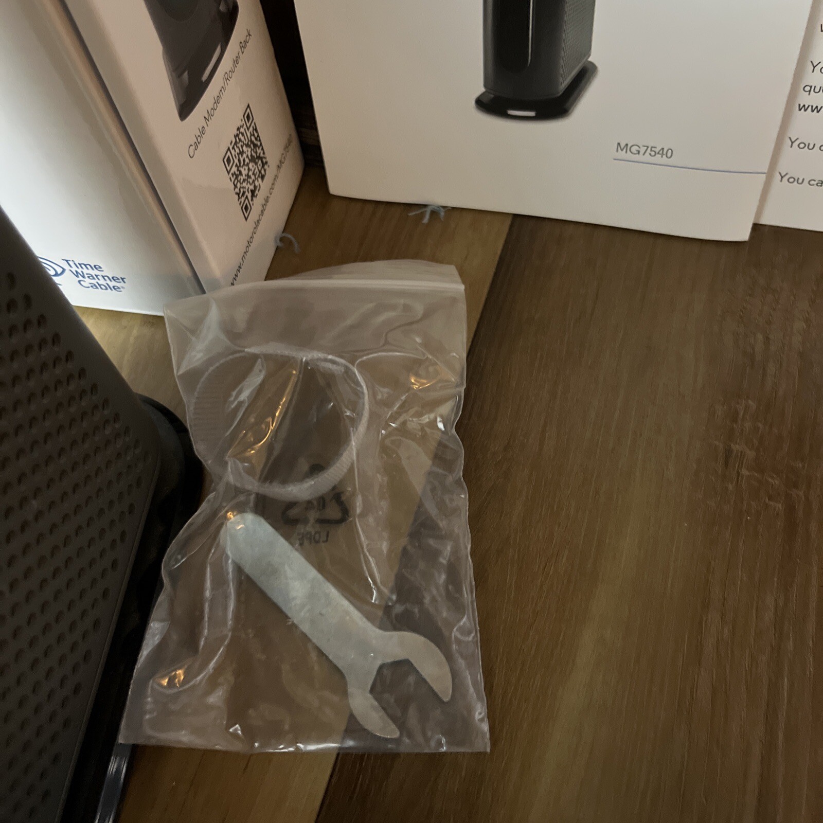 MG7540 Motorola 16×4 Docsis 3.0 Cable Modem + AC1600 WiFi Wireless Router