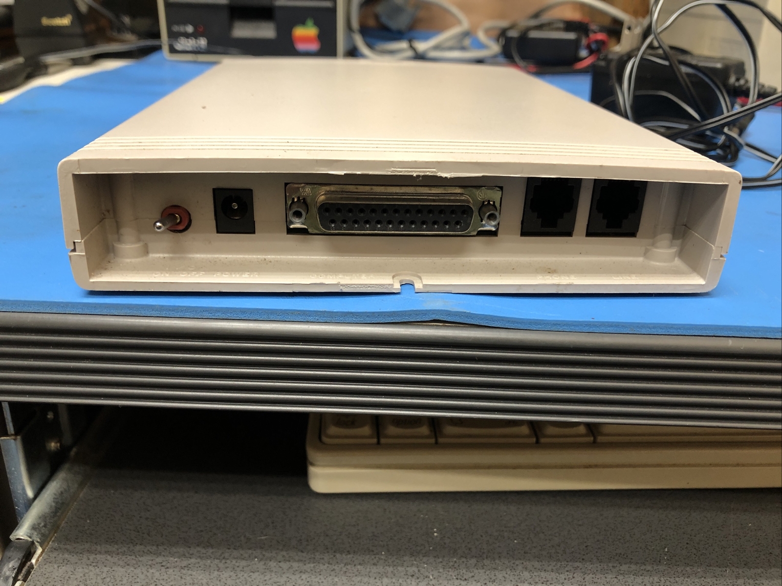 AT&T Paradyne Dataport 14.4/Fax modem. Tested Working! Model 3710-A2-203
