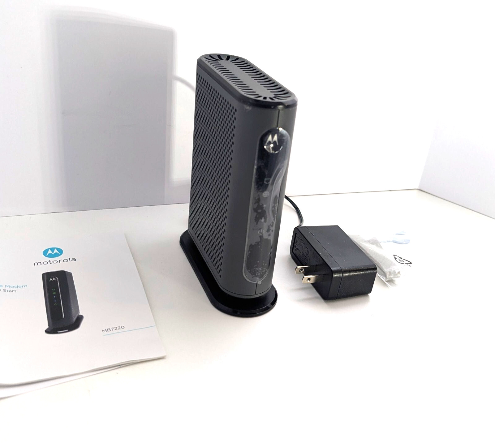 Motorola MB7220 343Mbps DOCSIS 3.0 Cable Modem