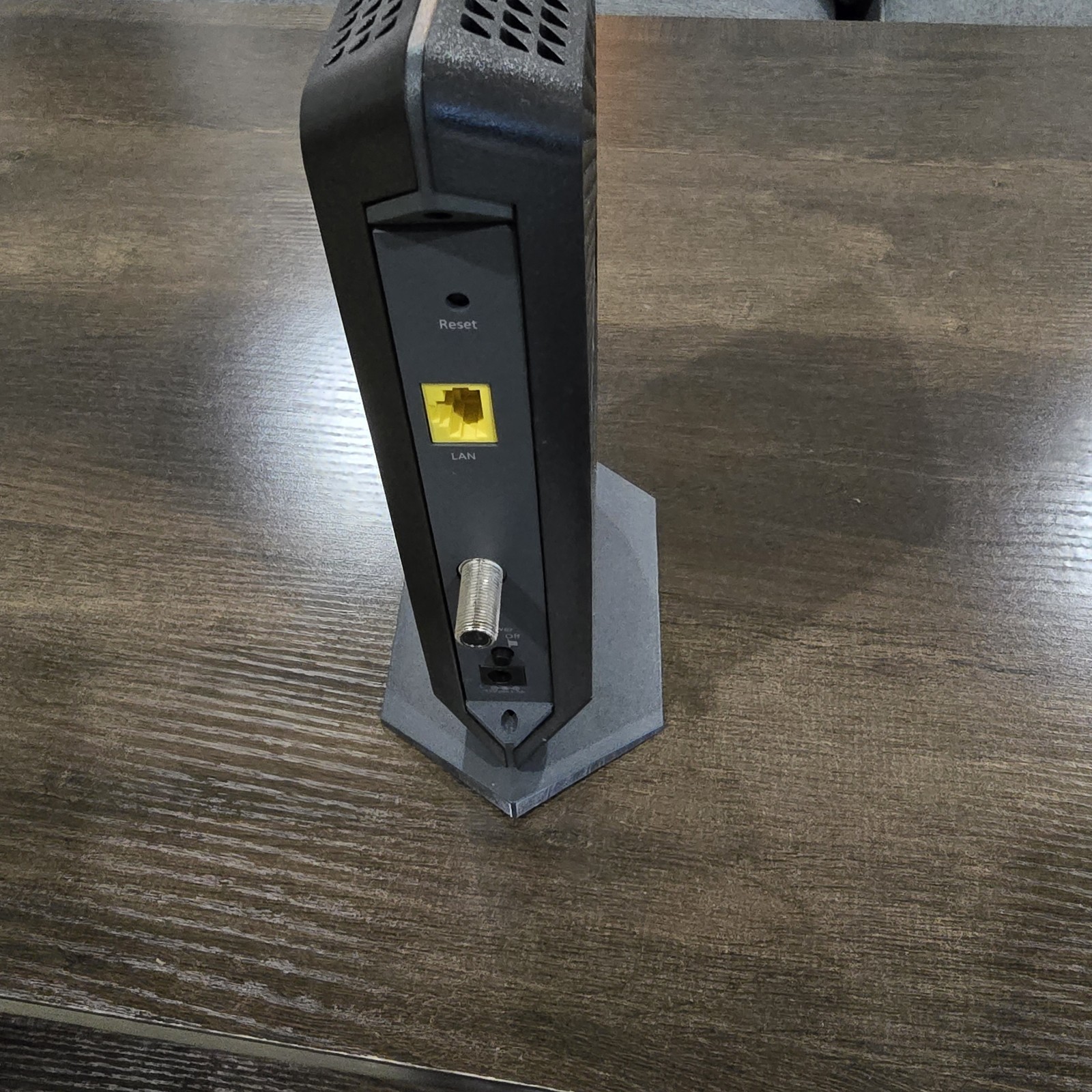NETGEAR CM1000v2 Nighthawk DOCSIS 3.1