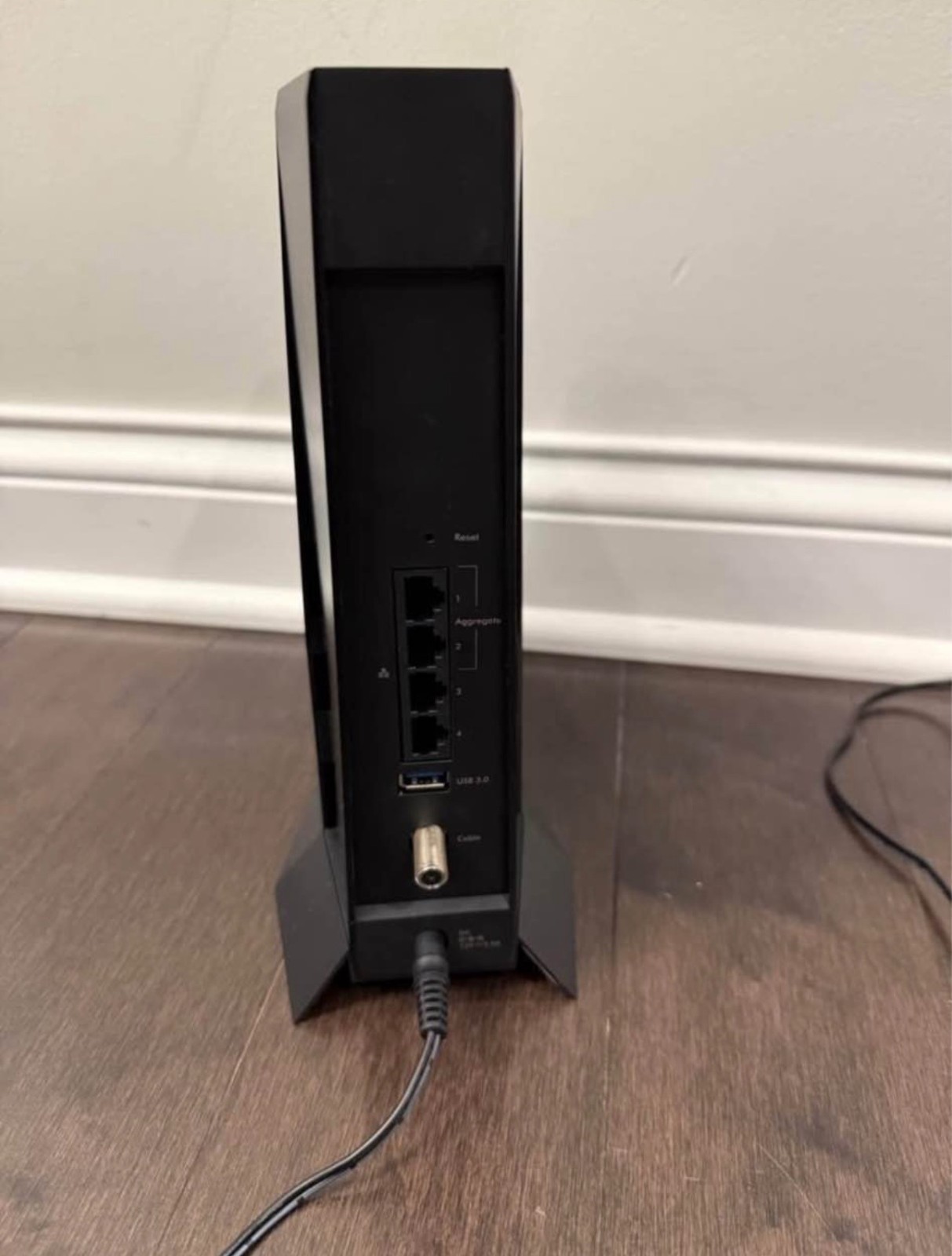 NETGEAR Nighthawk CAX30 AX2700 Wifi Modem Router Cable Gateway DOCSIS 3.1
