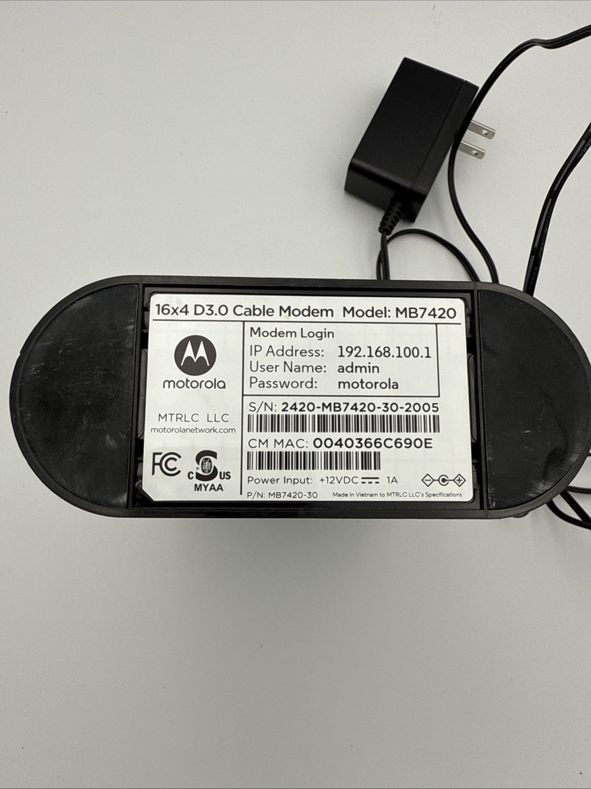 Motorola MB7420 Cable Modem 16×4 686 Mbps DOCSIS 3.0 – w/ Power Supply Tested