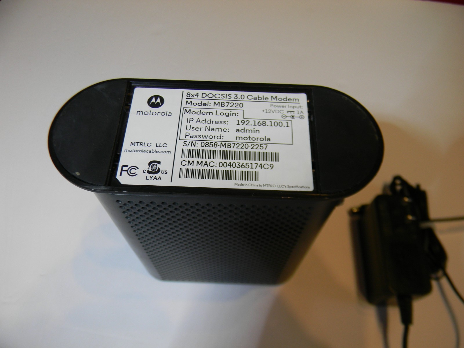Motorola DOCSIS 3.0 Cable Modem – MB7220