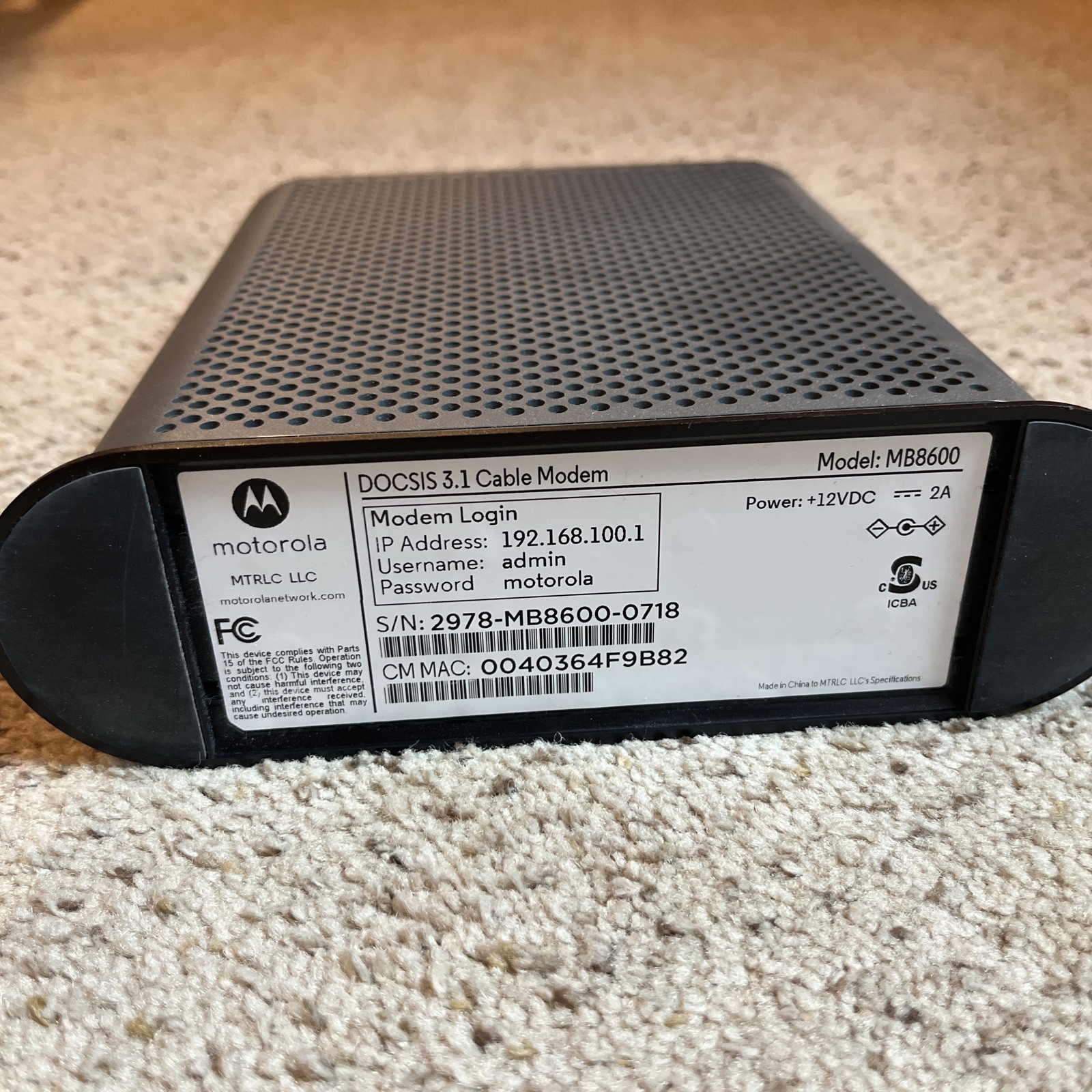 Motorola MB8600 DOCSIS 3.1 Cable – Black