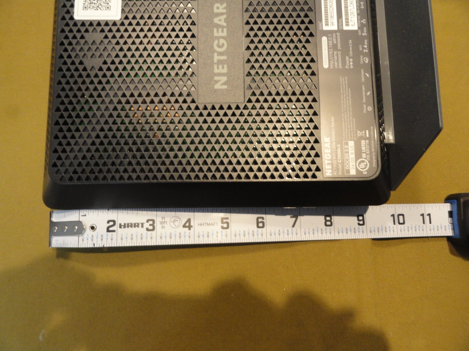 NETGEAR Nighthawk AC1900 4 Wireless-Wi-Fi 802.11ac Router – C7000-100NAS