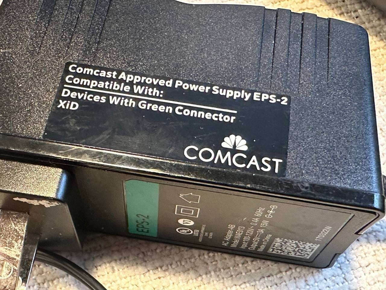 Xfinity Comcast Cable Modem ARRIS TG1682G TV Box XR11 Remotes Lot 015/2 181
