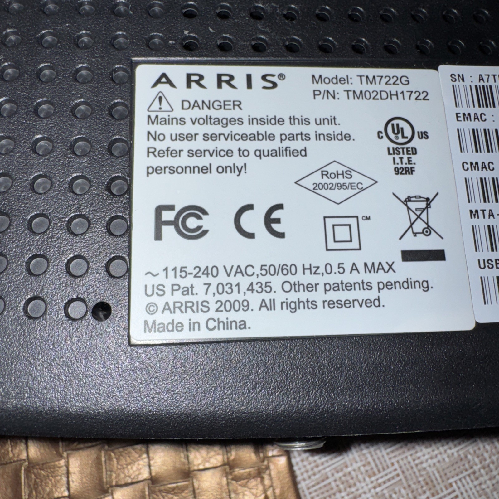ARRIS Tm722g Comcast Voice and Cable Modem (TM722G/CT), Battery, Power-Cord