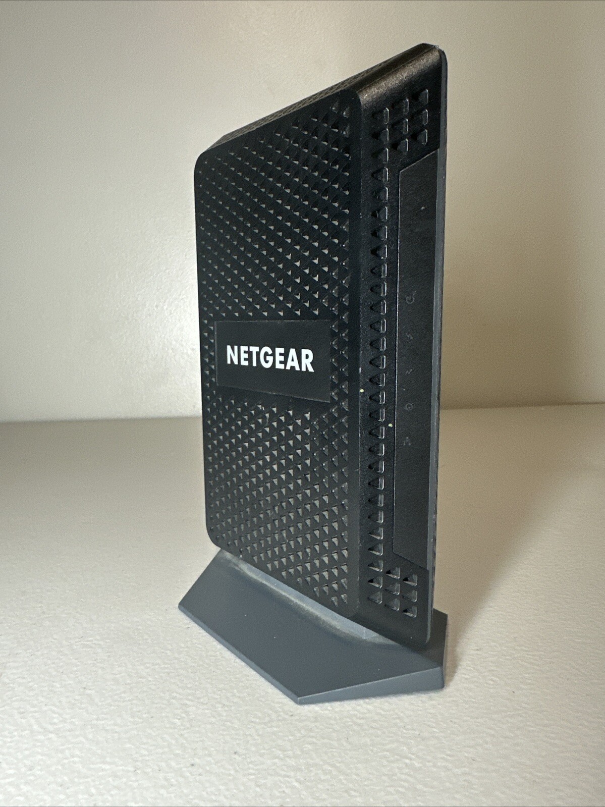 NETGEAR CM600 960Mbps DOCSIS 3.0 Cable Modem – TESTED (no power cord)