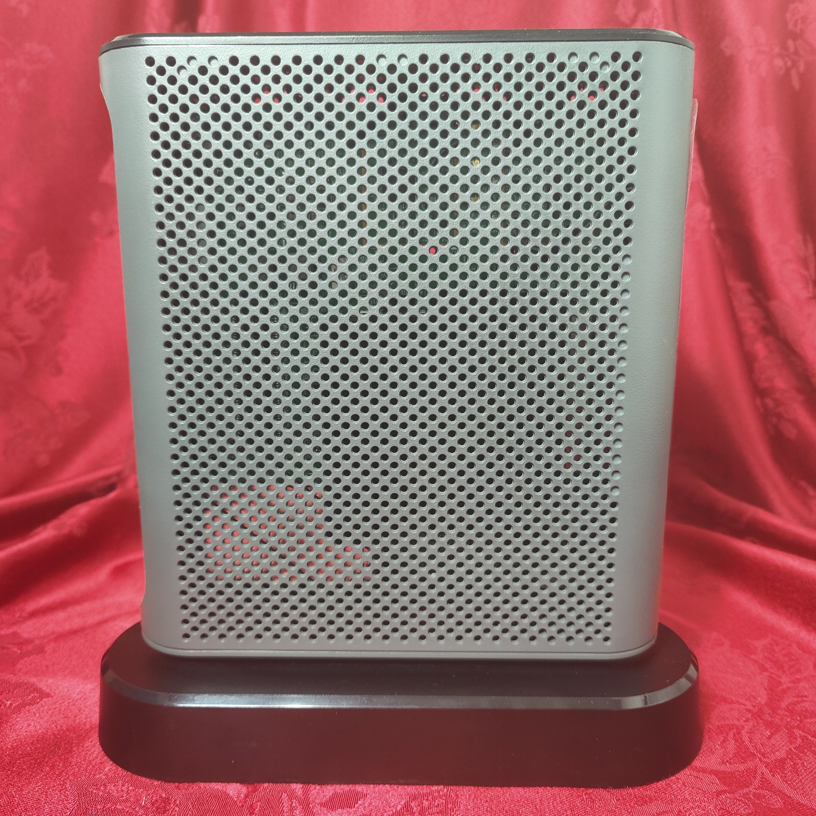 Motorola MT7711 Dual Band AC1900 Cable Modem and Wi-Fi Gigabit Router