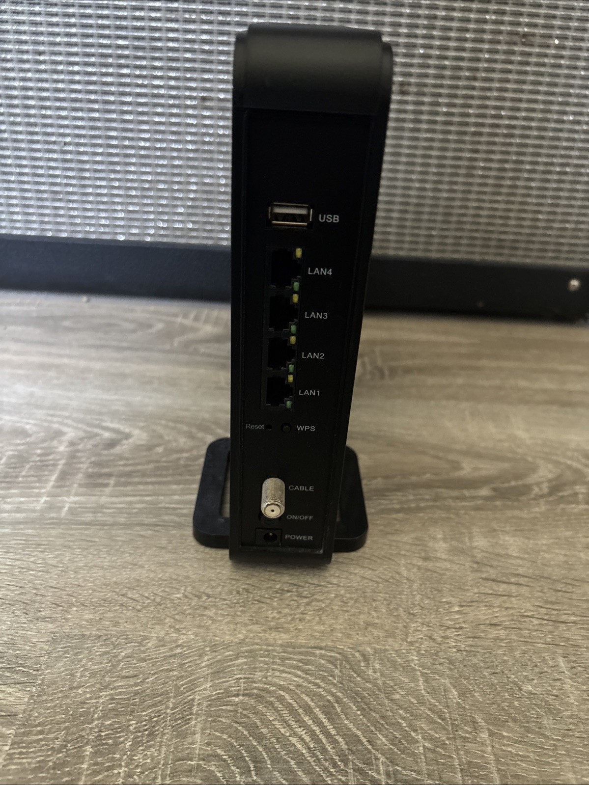 Smart/RG Cable Modem Gateway SR808ac 802.11ac DOCSIS 3.0 Modem/Router