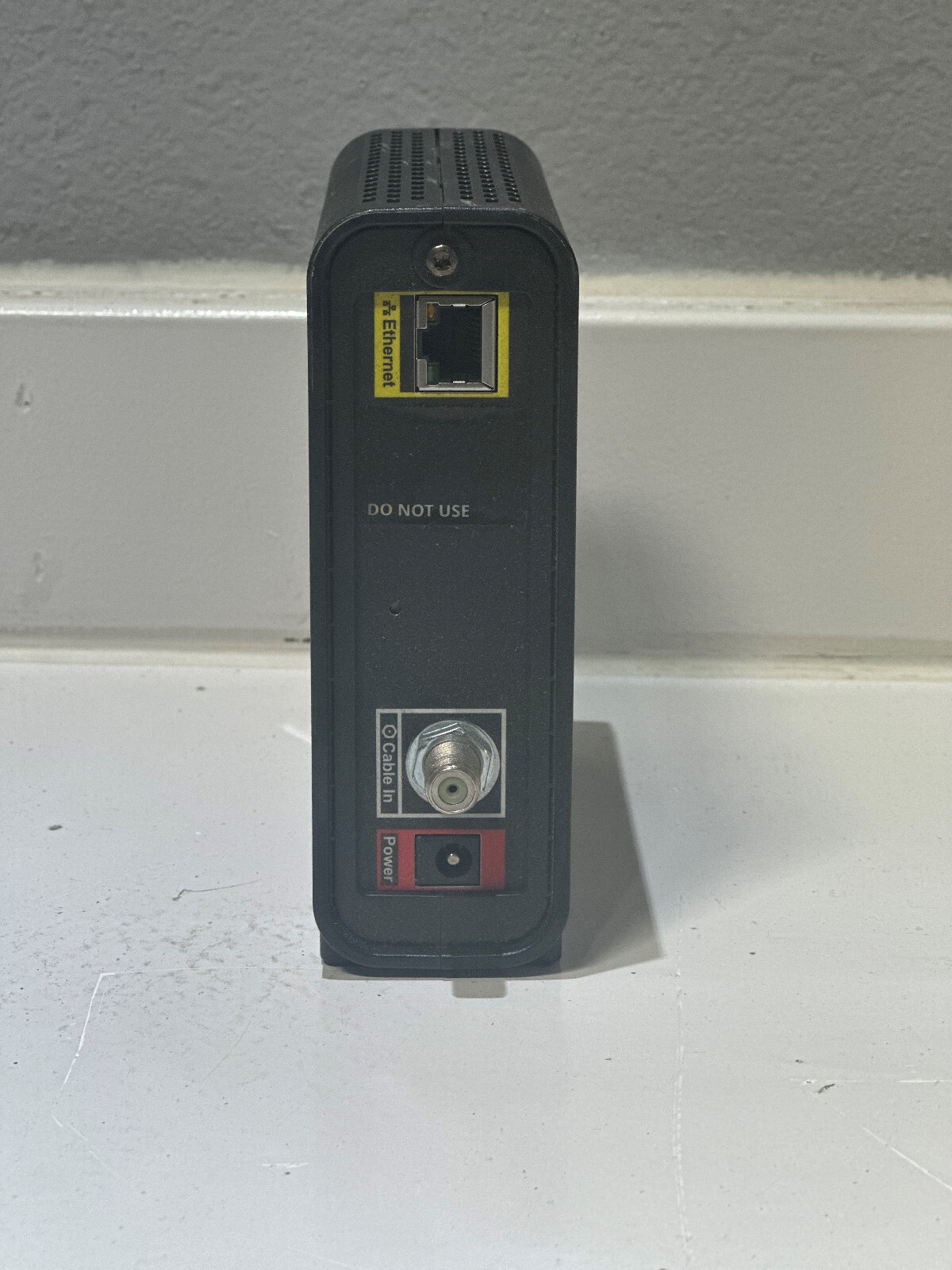 ARRIS Touchstone CM8200A D3.1 Cable Modem