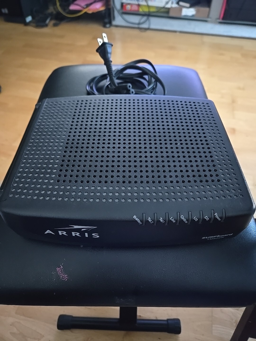 ARRIS TM822R Internet &amp Voice DOCSIS 3.0 Modem
