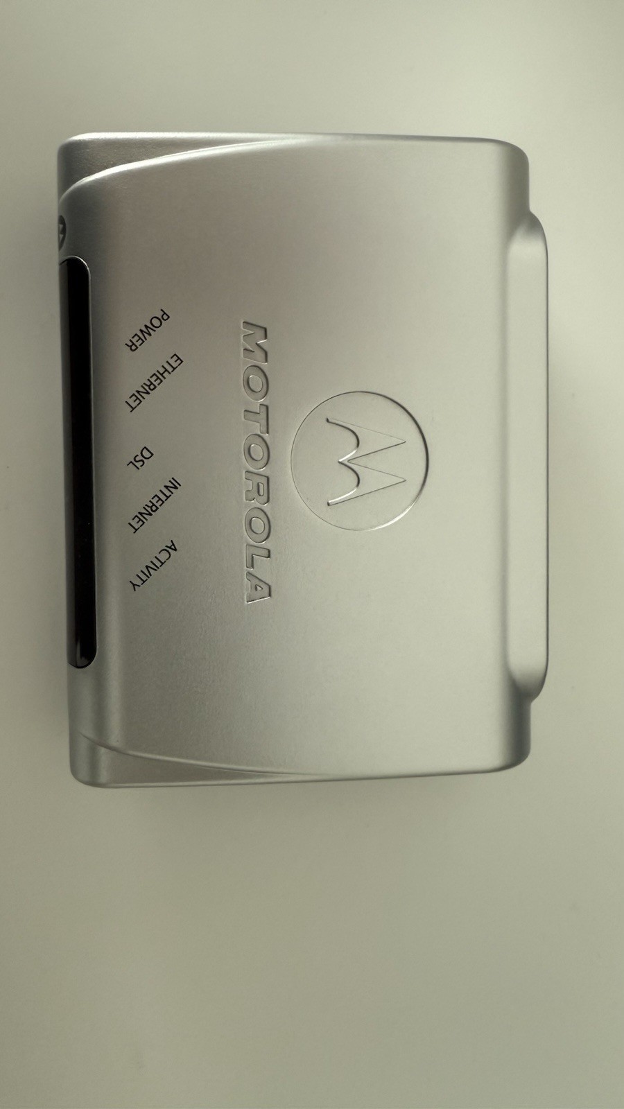 Motorola DSL Ethernet Modem Model 2210-02-1006 w/adaptor
