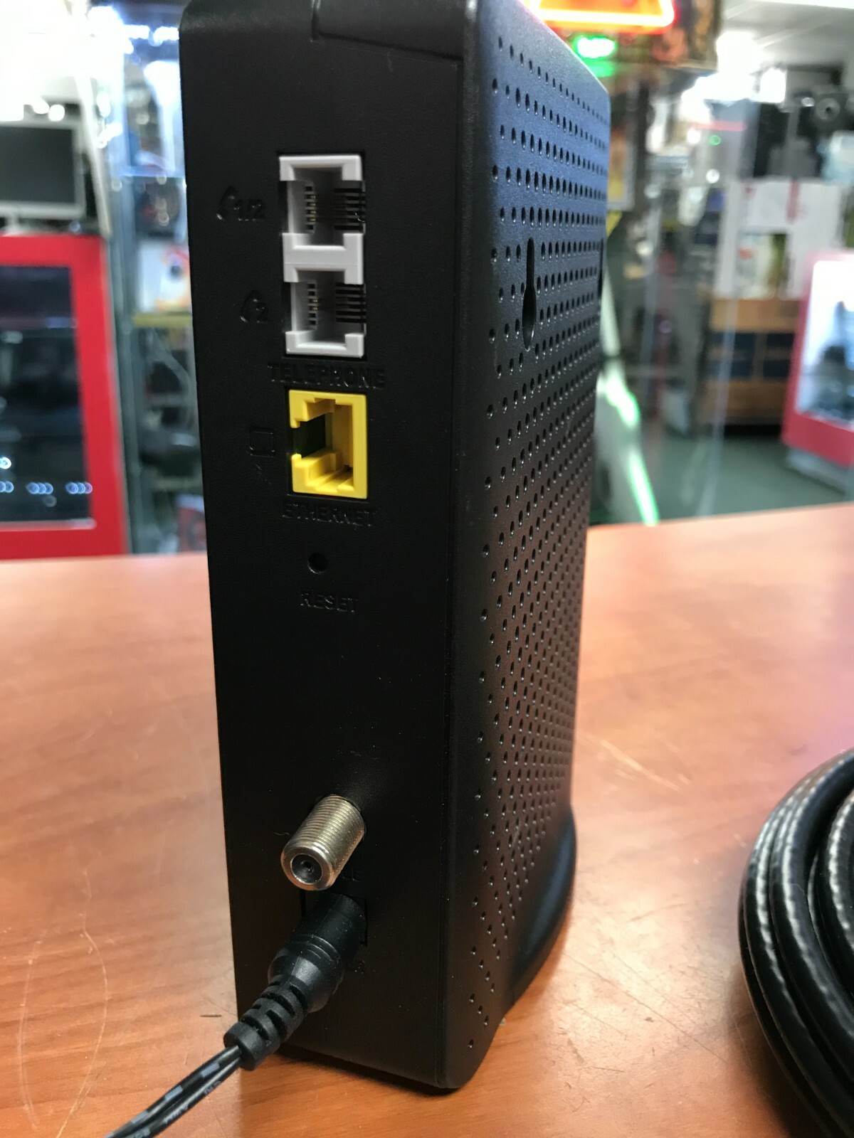 Technicolor Model DPC3216 DOCSIS 3.0 16×4 Cable Modem w/ Power Supply & Cable